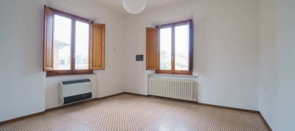 Edificio de 5 habitaciónes en Montecatini Terme, Italy No. 120989 8