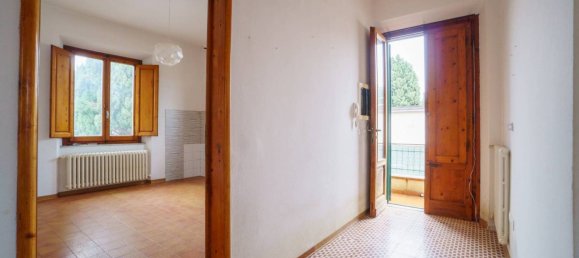 Edificio de 5 habitaciónes en Montecatini Terme, Italy No. 120989 14