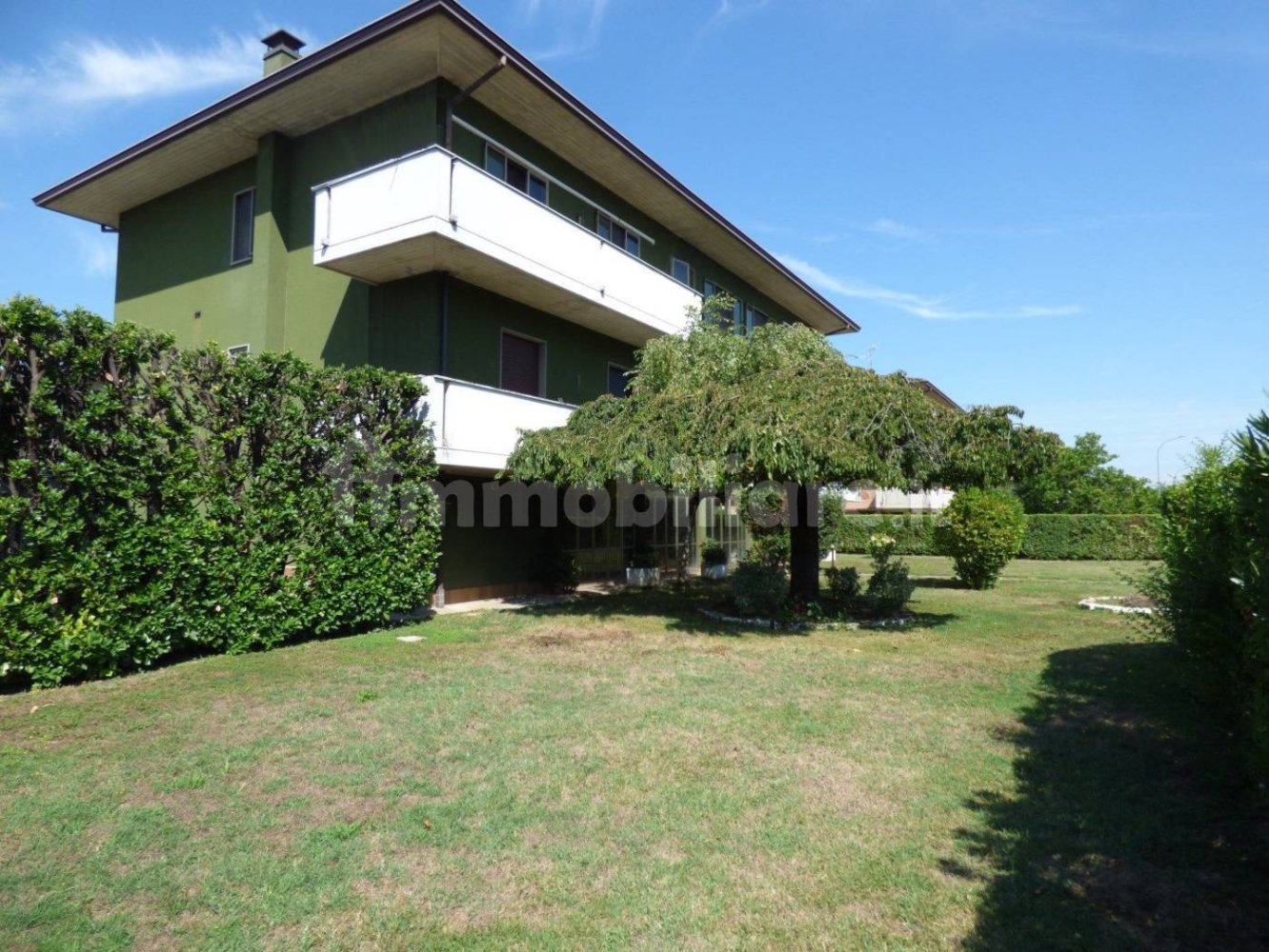 3 bedrooms Apartment in Paullo, Italy No. 305971