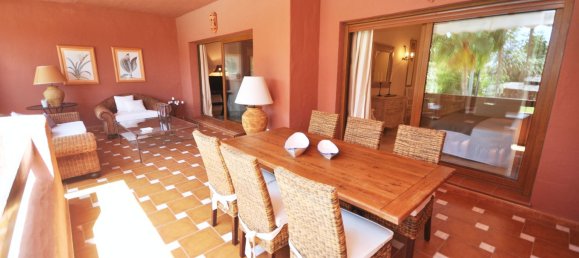 2 bedrooms Apartment in Estepona, Spain No. 156063 3