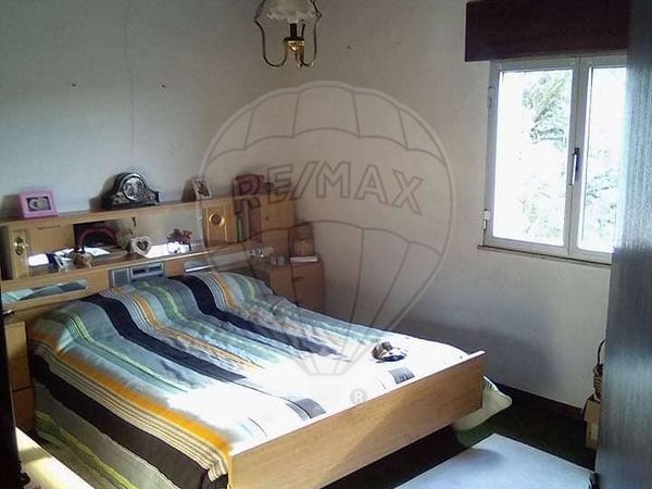 Дом с 3 спальнями в Мондин ди Башту, Португалия № 184483