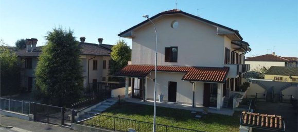 5-salle Maison à Fornovo San Giovanni, Italy No. 235849 56