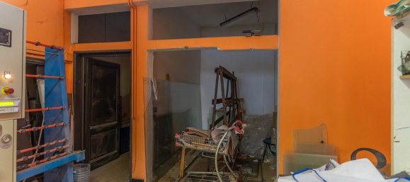 148m² Warehouse in Empoli, Italy No. 359890 7