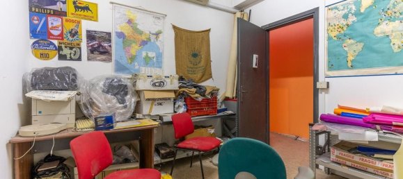 148m² Warehouse in Empoli, Italy No. 359890 10