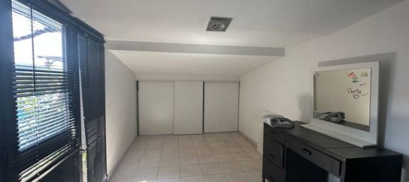 4 bedrooms House in Besancon, France No. 305534 20