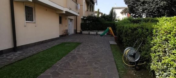 Квартира с 8 комнатами в Санта Кроче суль Арно, Италия № 38643 15