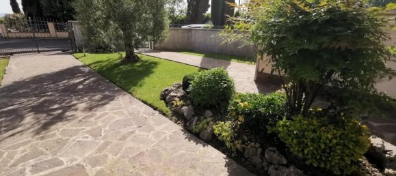 Квартира с 8 комнатами в Санта Кроче суль Арно, Италия № 38643 22