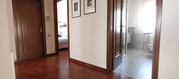 Квартира с 8 комнатами в Санта Кроче суль Арно, Италия № 38643 52