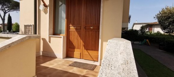 Квартира с 8 комнатами в Санта Кроче суль Арно, Италия № 38643 12