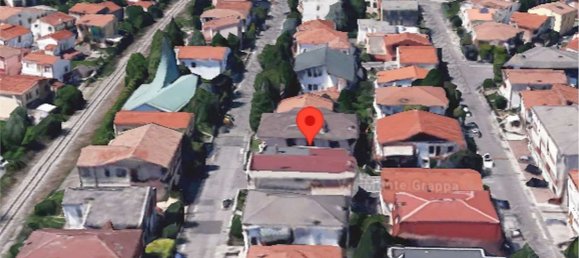 8 rooms Apartment in Rovigo, Italy No. 54423 41