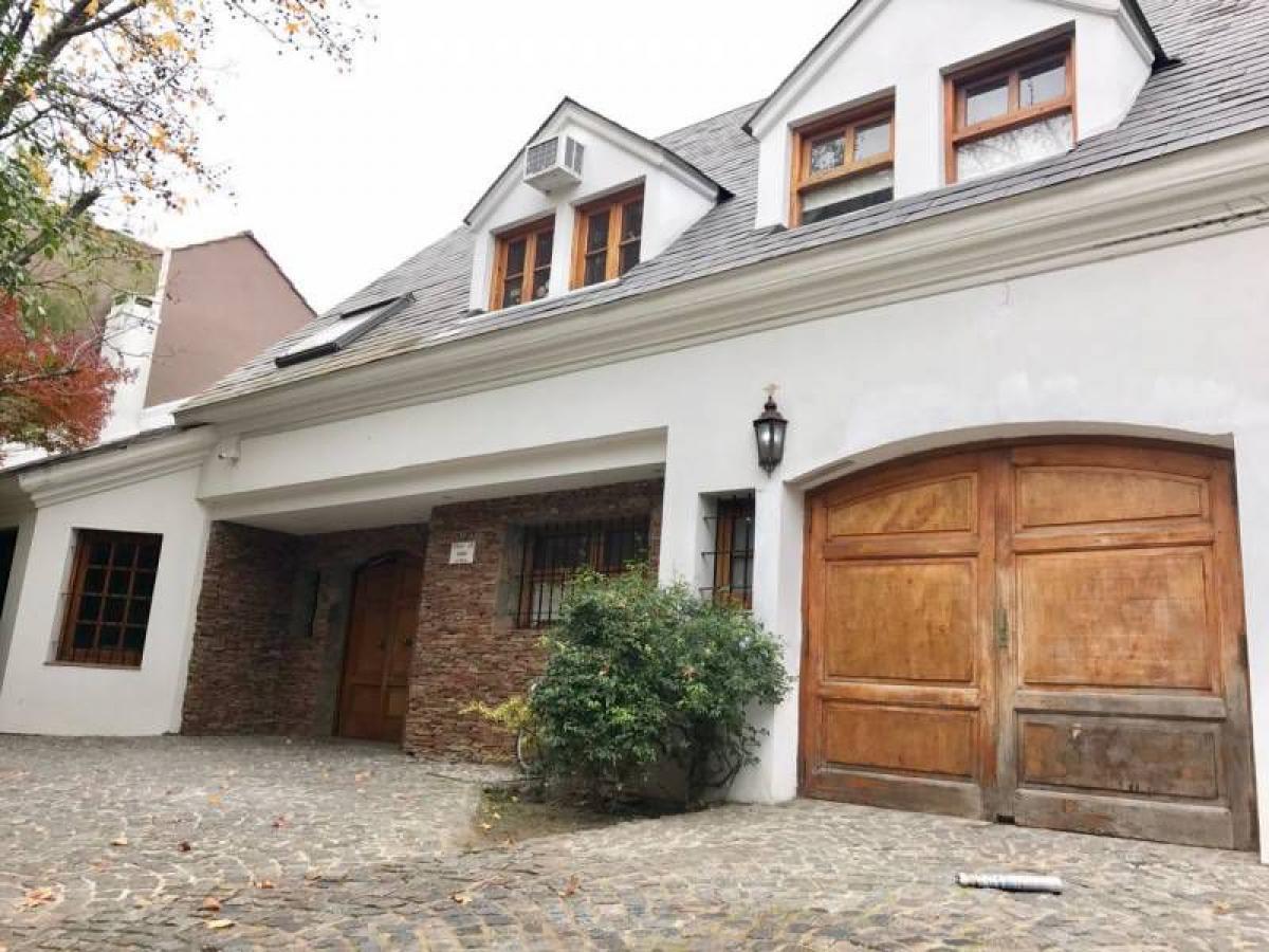 4 bedrooms House in San Isidro, Argentina No. 15624