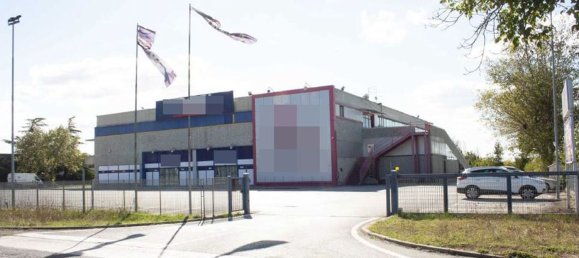 3500m² Warehouse in Cortona, Italy No. 190006 2