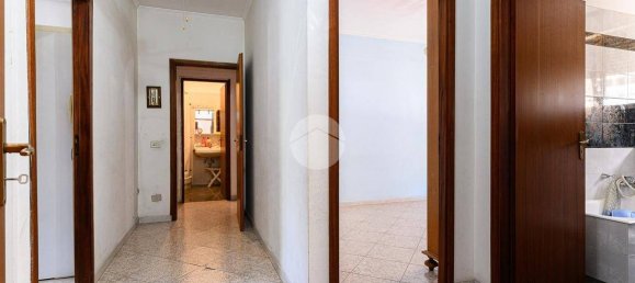 3 bedrooms Apartment in Rome, Italy No. 330726 6