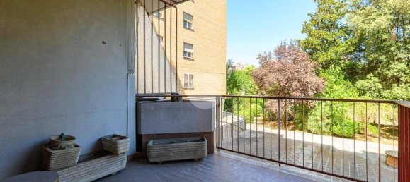 3 bedrooms Apartment in Rome, Italy No. 330726 16