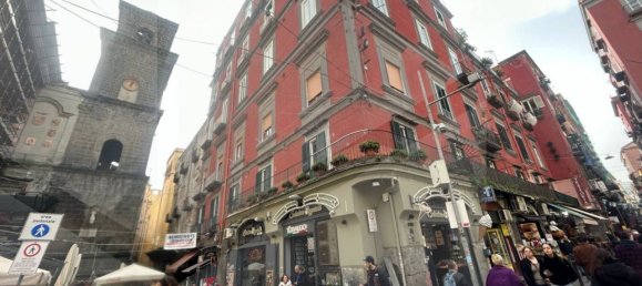 4-Zimmer Wohnung in Naples, Italy, Nr. 31058 3