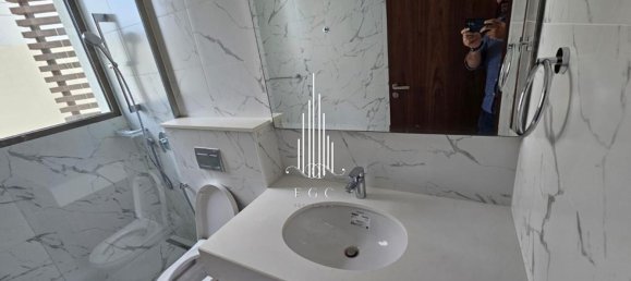 4 Schlafzimmer Villa in Abu Dhabi, UAE, Nr. 93636 12