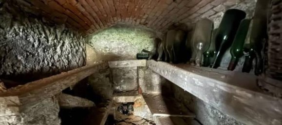 6 rooms House in Meina, Italy No. 37732 4