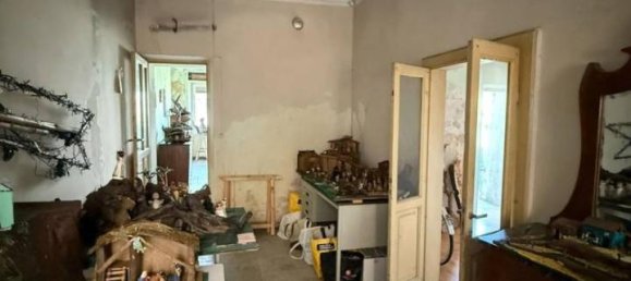 6 rooms House in Meina, Italy No. 37732 5