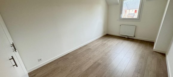 Casa de 3 dormitorios en Saint-Jean-de-Beauregard, France No. 182989 10