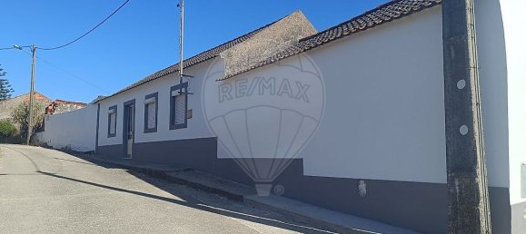 3 bedrooms House in Santarem, Portugal No. 21284 2