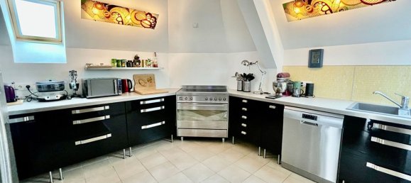 3 bedrooms Duplex in Saint-Witz, France No. 186370 2