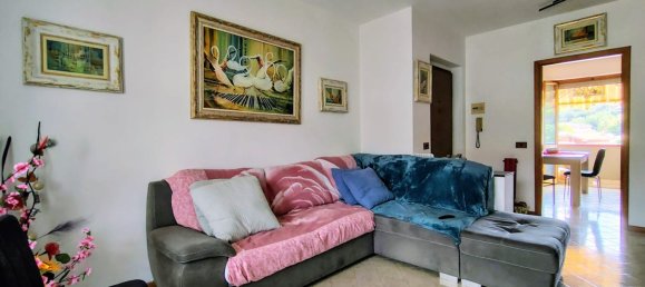 4 bedrooms Apartment in Carrara, Italy No. 319540 4