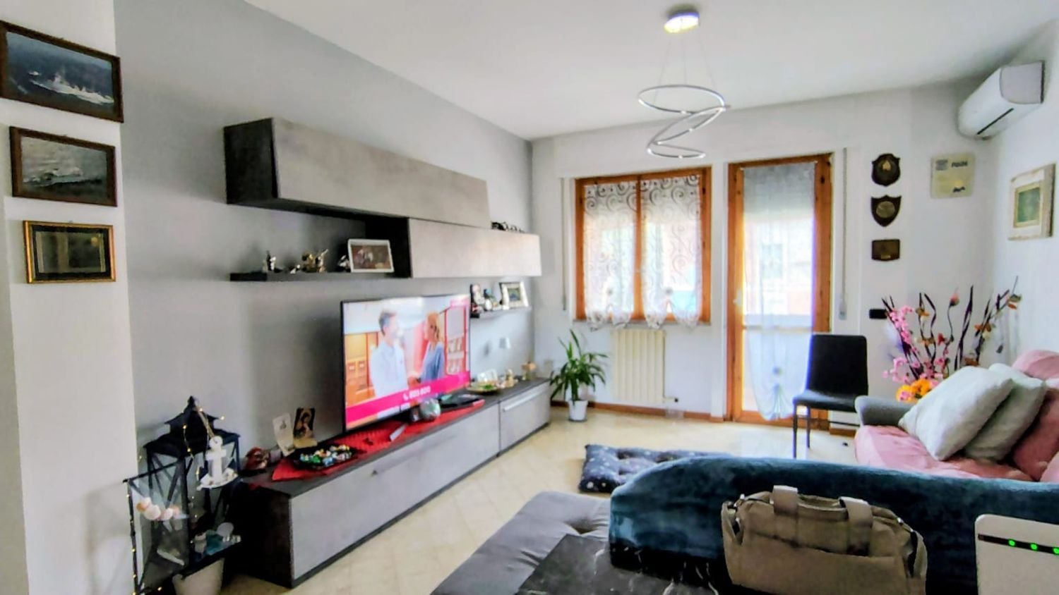 4 bedrooms Apartment in Carrara, Italy No. 319540