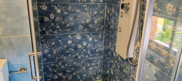 4 bedrooms Apartment in Carrara, Italy No. 319540 18