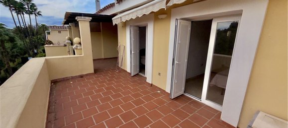 2 chambres Penthouse à La Quinta, Spain No. 149914 17