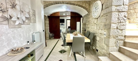 4 bedrooms Villa in Ferrazzano, Italy No. 375817 3