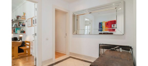 3 bedrooms Apartment in Lisbon, Portugal No. 122233 10