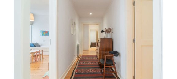 3 bedrooms Apartment in Lisbon, Portugal No. 122233 12