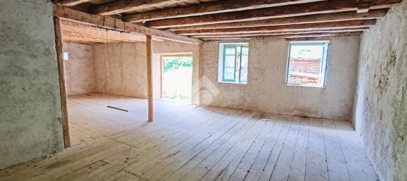 9 rooms House in Roana, Italy No. 279078 10