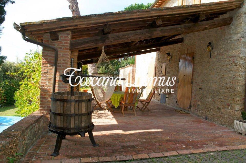 14 rooms House in Asciano, Italy No. 17963