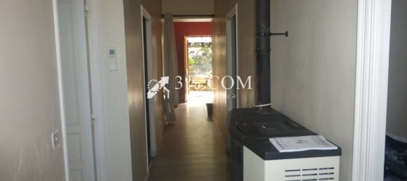 Casa de 3 dormitorios en Gard, France No. 330717 12