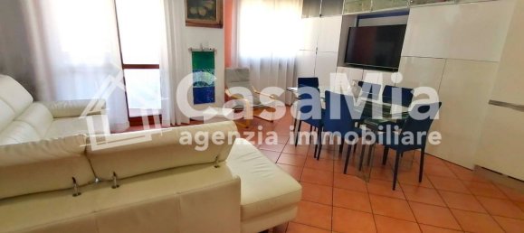 Apartamento de 3 dormitorios en Legnano, Italy No. 364934 3