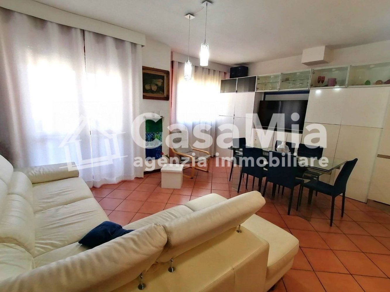 Apartamento de 3 dormitorios en Legnano, Italy No. 364934