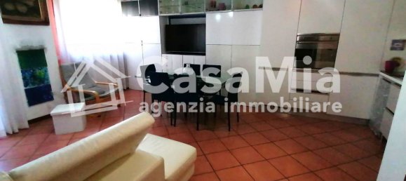 Apartamento de 3 dormitorios en Legnano, Italy No. 364934 4