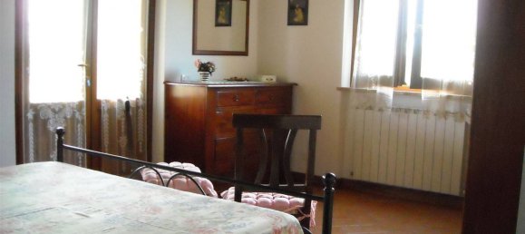 20 rooms House in Castiglione del Lago, Italy No. 147929 19