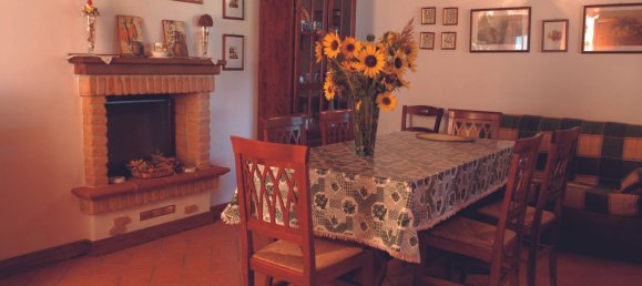 20 rooms House in Castiglione del Lago, Italy No. 147929 16