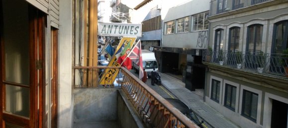 9 bedrooms Building in Porto, Portugal No. 143394 2