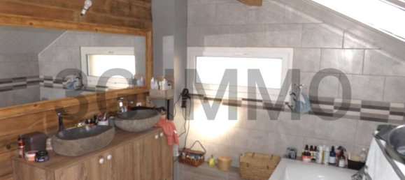 4 bedrooms Villa in Marnaz, France No. 190042 6