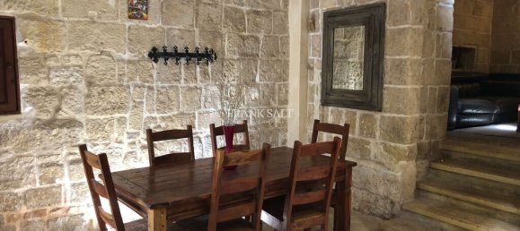 3 bedrooms House in Zebbug, Malta No. 11267 2