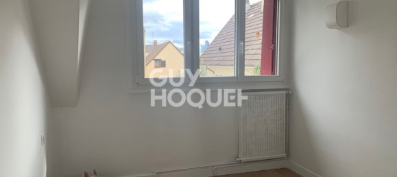 3 bedrooms House in Colombes, France No. 188742 14