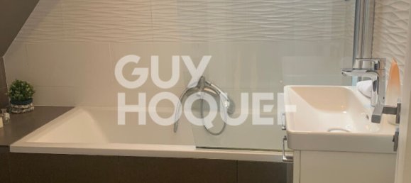 3 bedrooms House in Colombes, France No. 188742 15