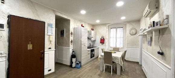 Apartamento de 4 habitaciónes en Genoa, Italy No. 89260 3