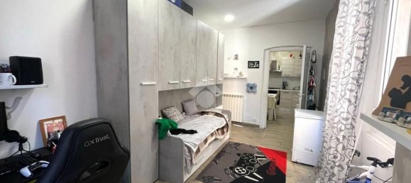 Apartamento de 4 habitaciónes en Genoa, Italy No. 89260 12