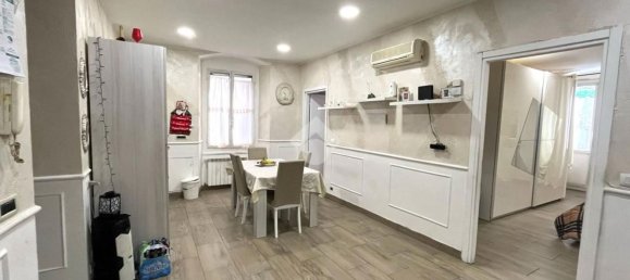 Apartamento de 4 habitaciónes en Genoa, Italy No. 89260 4