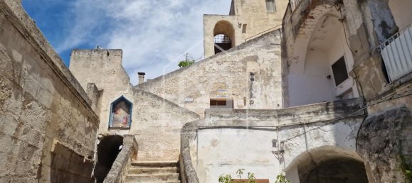 5-Zimmer Doppelhaus in Matera, Italy, Nr. 301112 8