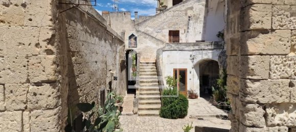 5-Zimmer Doppelhaus in Matera, Italy, Nr. 301112 7